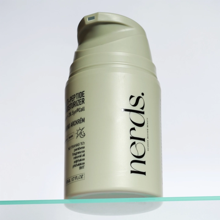 pol_pl_NERDS-Multi-Peptide-Smart-Aging-Moisturizer-2-Argireline-Amplified-3-Syn-Coll-Peptydowy-Krem-Przeciwstarzeniowy-50ml-26020_2.webp