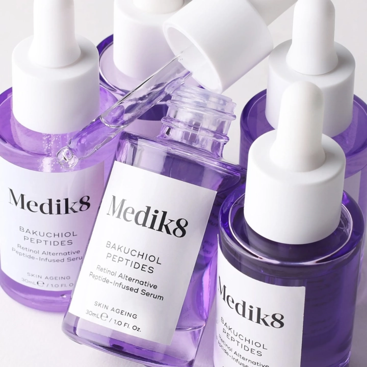 MEDIK8-Bakuchiol-Peptides_11zon-scaled.webp