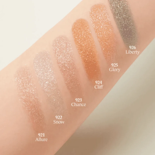 LAKA_Mono_Eyeshadow_COLOUR_SWATCHES.webp