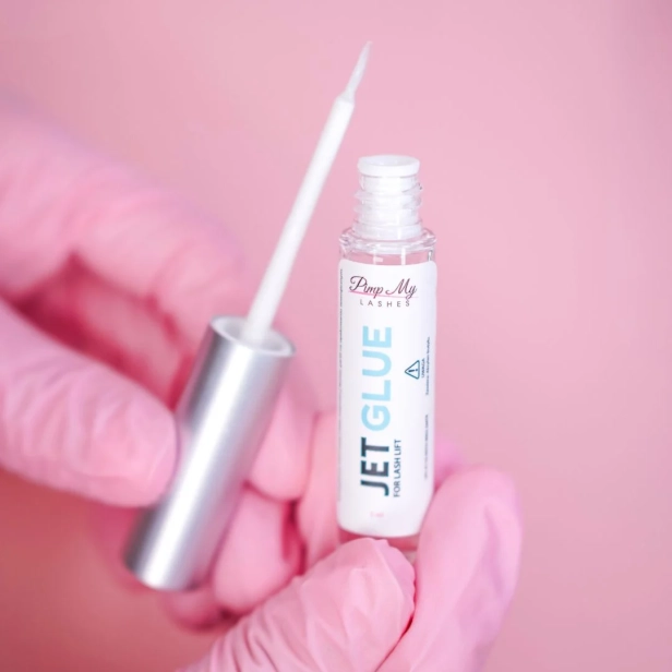 JET-GLUE-–-profesjonalny-klej-do-laminacji-rzes-Pimp-My-Lashes-1.webp
