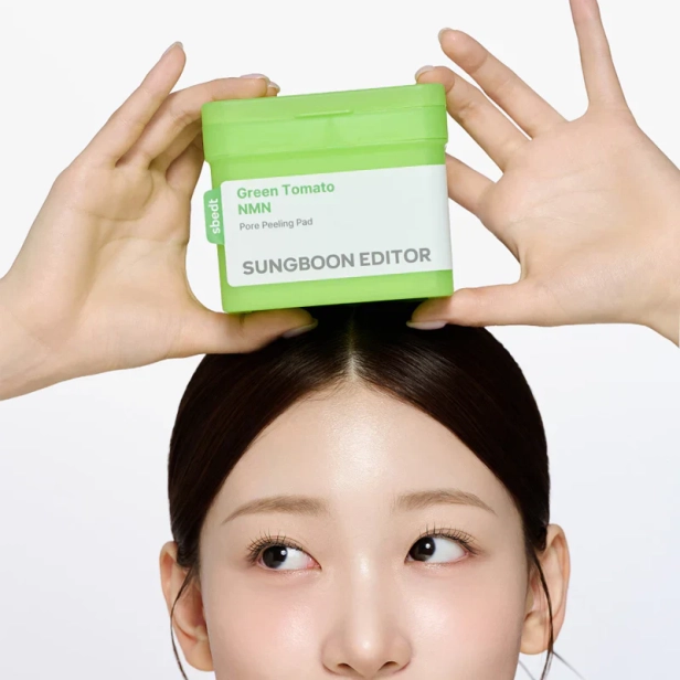 SUNGBOONEDITORGreenTomatoNMNPorePeelingPads_60Pads_-4.webp