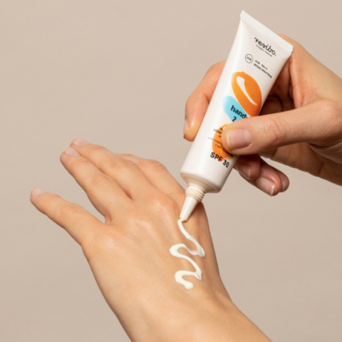 Resibo - Hands 2.0 - Odmładzający Krem do Rąk z Witaminą C i SPF 30, 30ml